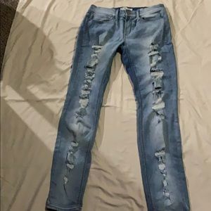 MUDD LIGHT BLUE JEANS SIZE 11